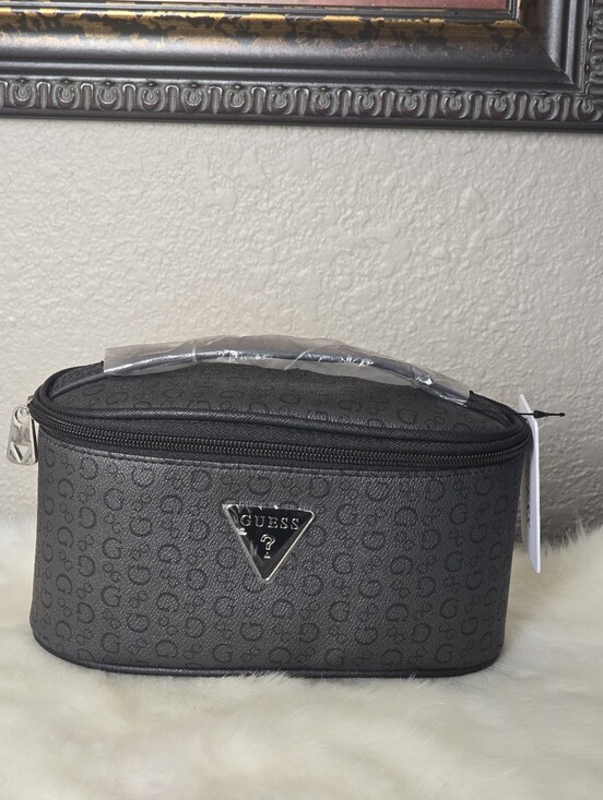 Guess Handbags - GUESS Logo Zip Makeup Bag Case w/ Top Handle, Black & Gray Logo Print